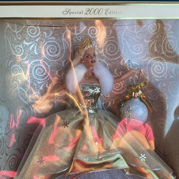 Barbie celebration 2000 - Picture 1 of 3